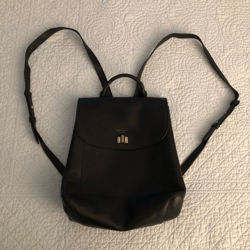 Kate Spade Essential medium backpack. - Picture 4 of 12
